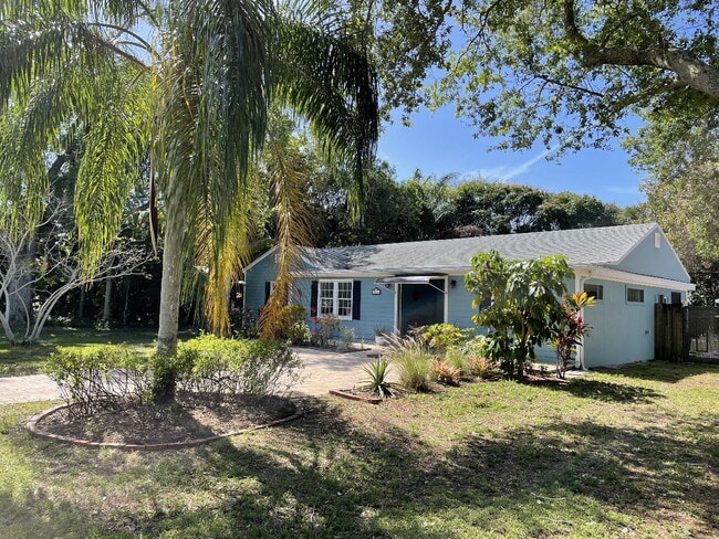 property at 2011 Delmar Ave