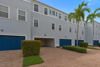 115 Pond Apple Ln, Unit 105 in Jupiter, FL - Building Photo - Building Photo