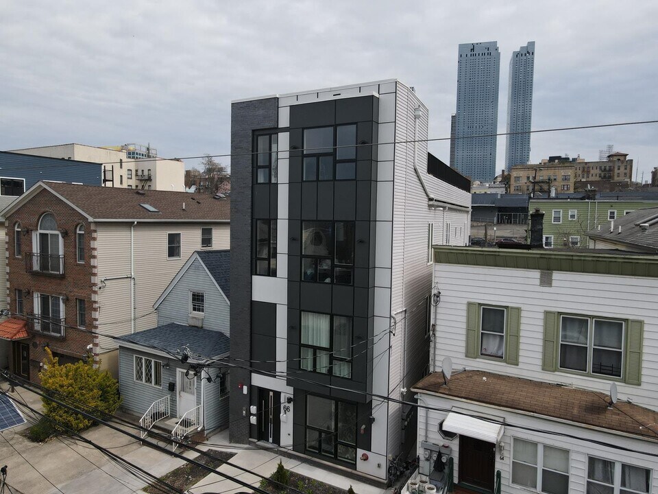 66 Corbin Ave in Jersey City, NJ - Building Photo