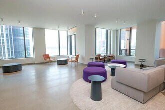 77 Commercial St in Brooklyn, NY - Building Photo - Building Photo