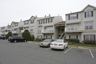 Gunston Corner Condominiums Apartments