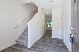 3535 Cardinal Dr in Atlanta, GA - Building Photo - Building Photo