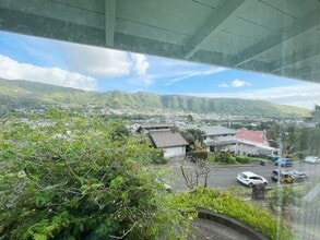 3246 Huelani Dr in Honolulu, HI - Foto de edificio - Building Photo