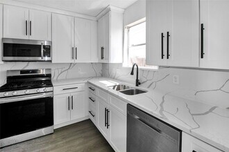 511 Chaseway Dr in Missouri City, TX - Building Photo - Building Photo