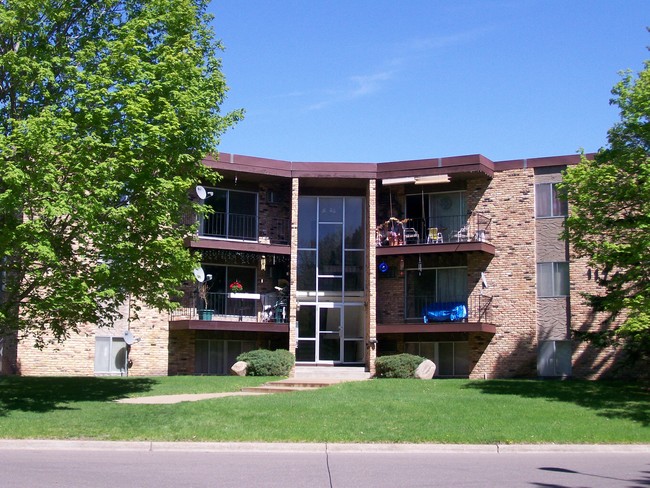 Eldorado Maples Apartments