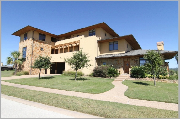 Lodges at Lakecliff in Spicewood, TX - Foto de edificio