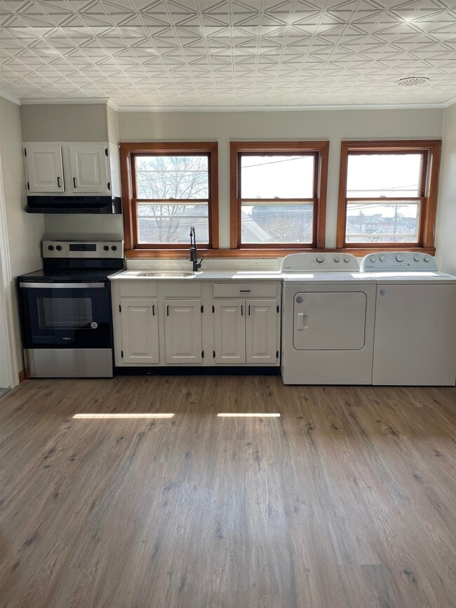95 Chandler St in Nashua, NH - Building Photo - Building Photo