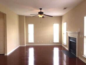 690 Triple Crown Ct in Whitsett, NC - Building Photo - Building Photo