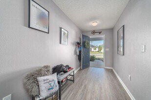 14575 Needham Dr in Jacksonville, FL - Building Photo