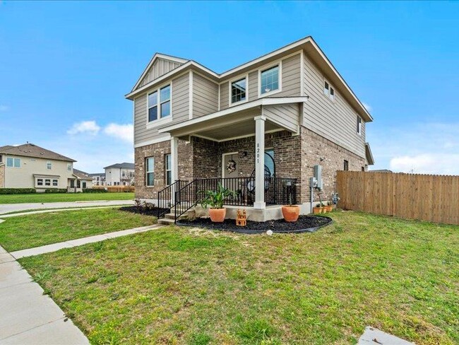 8201 Daisy Cutter Crossing in Georgetown, TX - Building Photo - Building Photo