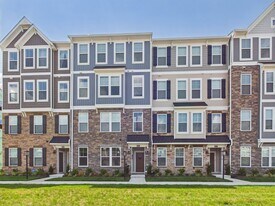 642 Brookwood Glen Terrace in Glen Allen, VA - Building Photo