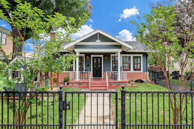 property at 3212 Morrison St