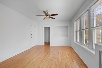 1635 W Morse Ave in Chicago, IL - Building Photo - Building Photo