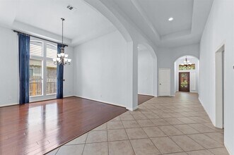 5230 Pebble Bluff Ln in Sugar Land, TX - Building Photo - Building Photo