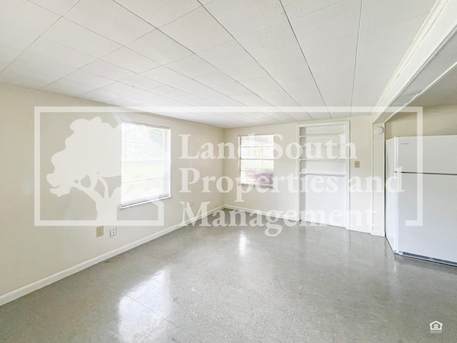 1030 Lakewood Ct in Lakeland, FL - Building Photo - Building Photo