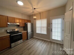 3129 Nevin Pl Dr in Charlotte, NC - Building Photo - Building Photo
