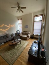907 W Grace St, Unit B in Richmond, VA - Building Photo - Building Photo