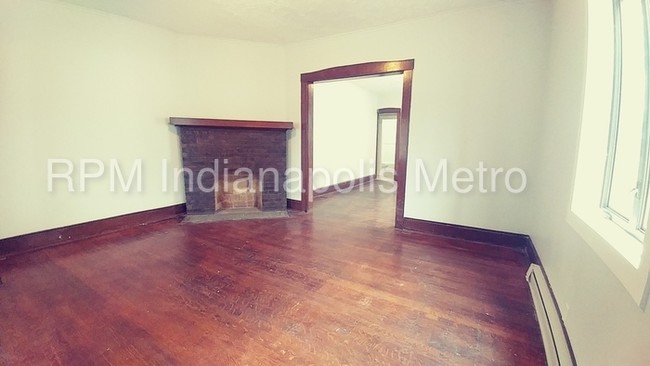 25 S Emerson Ave-Unit -d in Indianapolis, IN - Building Photo - Building Photo