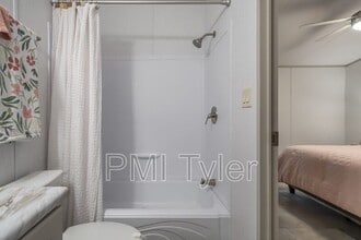 203 Sugar Maple Ln in Kilgore, TX - Building Photo - Building Photo