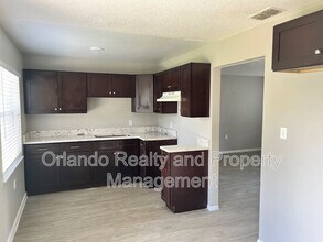 5017 Elese St in Orlando, FL - Building Photo - Building Photo