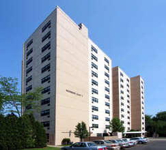 Woodburn Court in Binghamton, NY - Building Photo - Building Photo