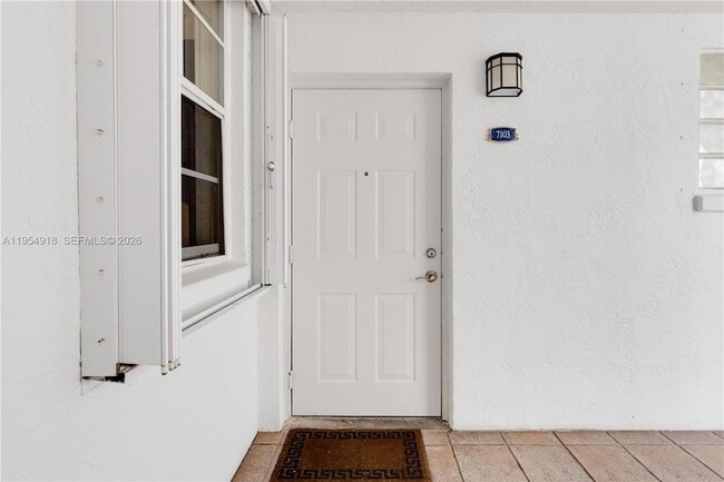3105 NE 184th St, Unit 7103 in Aventura, FL - Foto de edificio - Building Photo