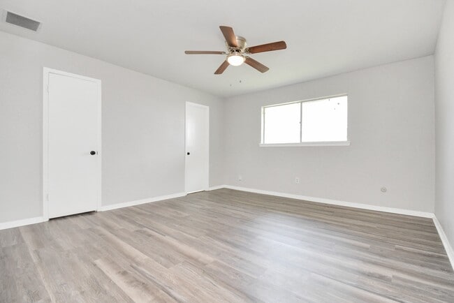 11310 Sagewind Dr in Houston, TX - Building Photo - Building Photo