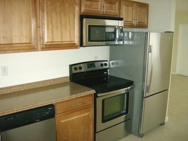 817 Tequesta St in Fort Lauderdale, FL - Building Photo