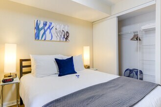 122 Pearl St in Toronto, ON - Building Photo - Building Photo