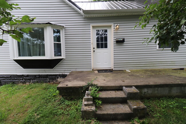 114 E Brown St in Nicholasville, KY - Building Photo - Building Photo