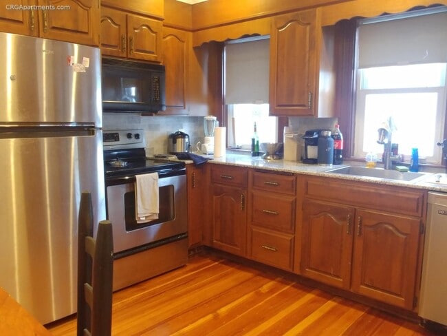 47 Bowdoin St, Unit 2T