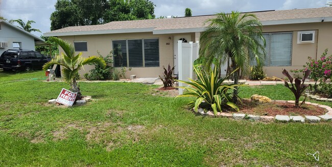 property at 19101 Holly Rd