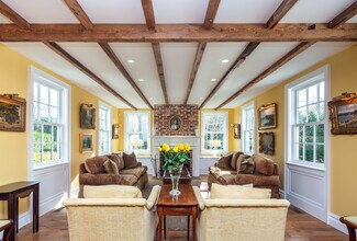 23 Howard St in Sag Harbor, NY - Building Photo - Building Photo