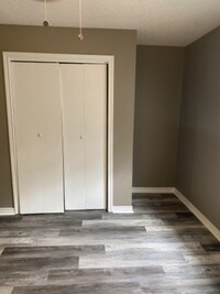 304 Furlong Dr photo'