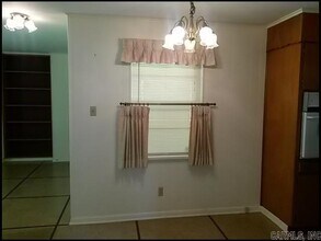 6601 Blue Bird Dr in Little Rock, AR - Building Photo - Building Photo