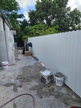 1388 NW 28th St in Miami, FL - Building Photo - Building Photo
