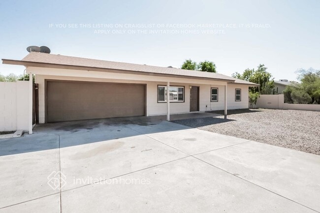 11511 E Broadway Rd in Mesa, AZ - Building Photo - Building Photo