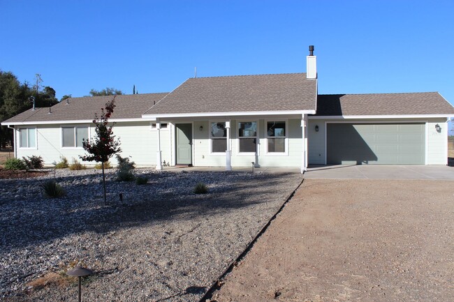 23430 Mackville Rd in Clements, CA - Building Photo - Building Photo