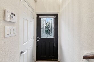 3209 Clearview Cir in Houston, TX - Building Photo - Building Photo