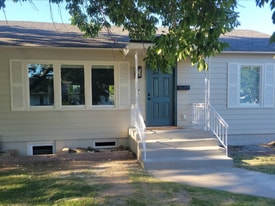 1404 Black Ct in Richland, WA - Building Photo