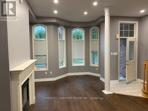 55 Cornell Park Ave in Markham, ON - Building Photo - Building Photo