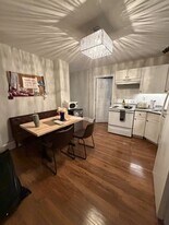 220 Hanover St in Boston, MA - Building Photo