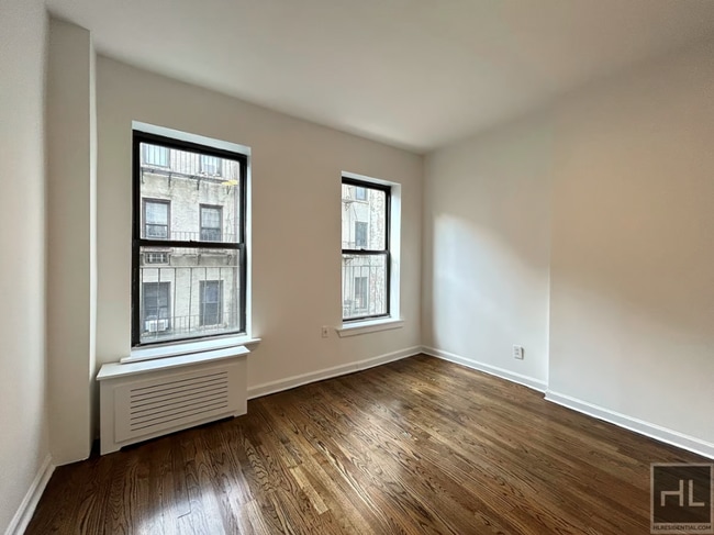 NO FEE One Bed on Upper East Side! Won't S