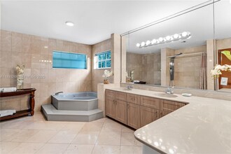 8909 SW 108th St in Miami, FL - Building Photo - Building Photo