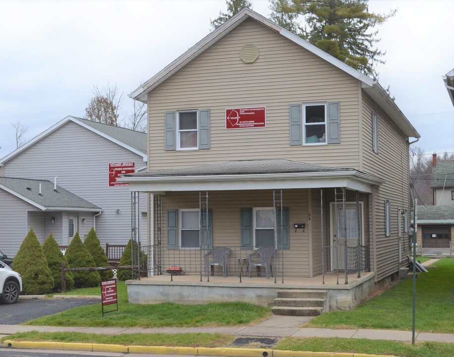 555 W Church St, Unit no. 2 in Lock Haven, PA - Building Photo