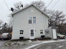 4444 Main St in Gasport, NY - Building Photo