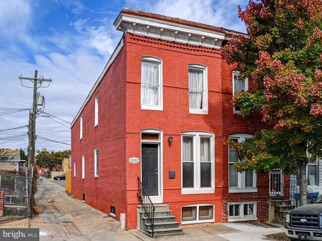 property at 2002 Jefferson St