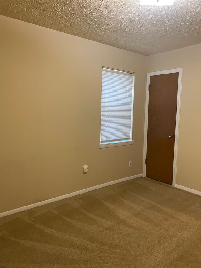property at 1160 White Oak Dr