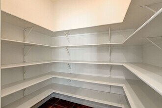 9060 Candyland Ave in Las Vegas, NV - Building Photo - Building Photo