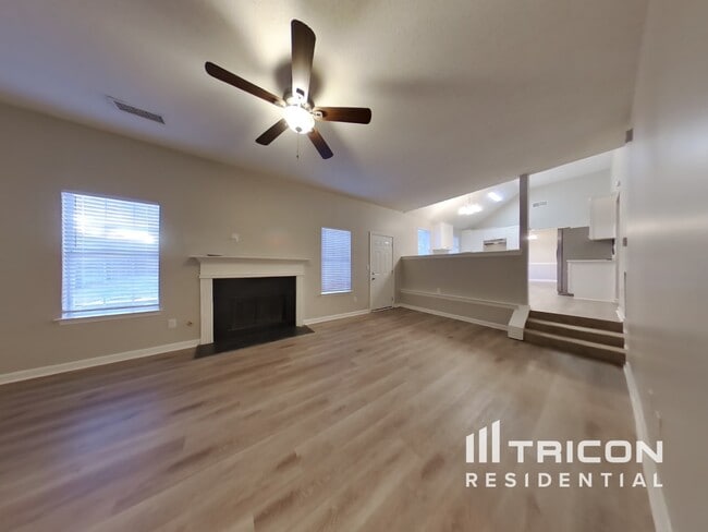 4445 Millenium View Ct SW in Snellville, GA - Building Photo - Building Photo